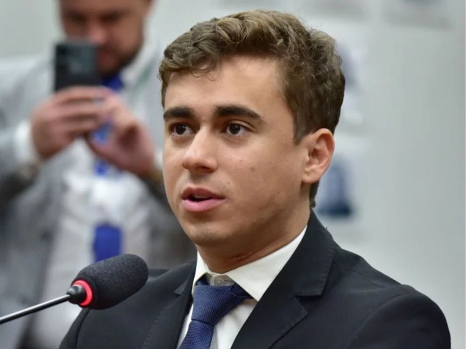 Perfil de Nikolas Ferreira no Instagram sofre “apagão” e fica sem publicações