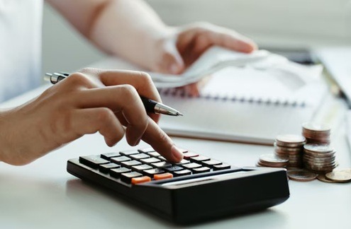 Com R$ 2,03 bilhões em dívidas, empresas do RN enfrentam maior volume de inadimplência do semestre