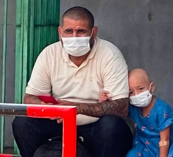 [VÍDEO] Ester Sofia, que perdeu a mãe recentemente e enfrenta um câncer, diz que seu sonho é ter um quartinho...