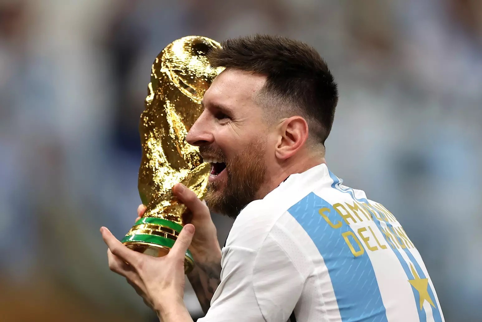 Messi anuncia adeus à Seleção Argentina após 20 anos: “Já não tenho mais para dar”