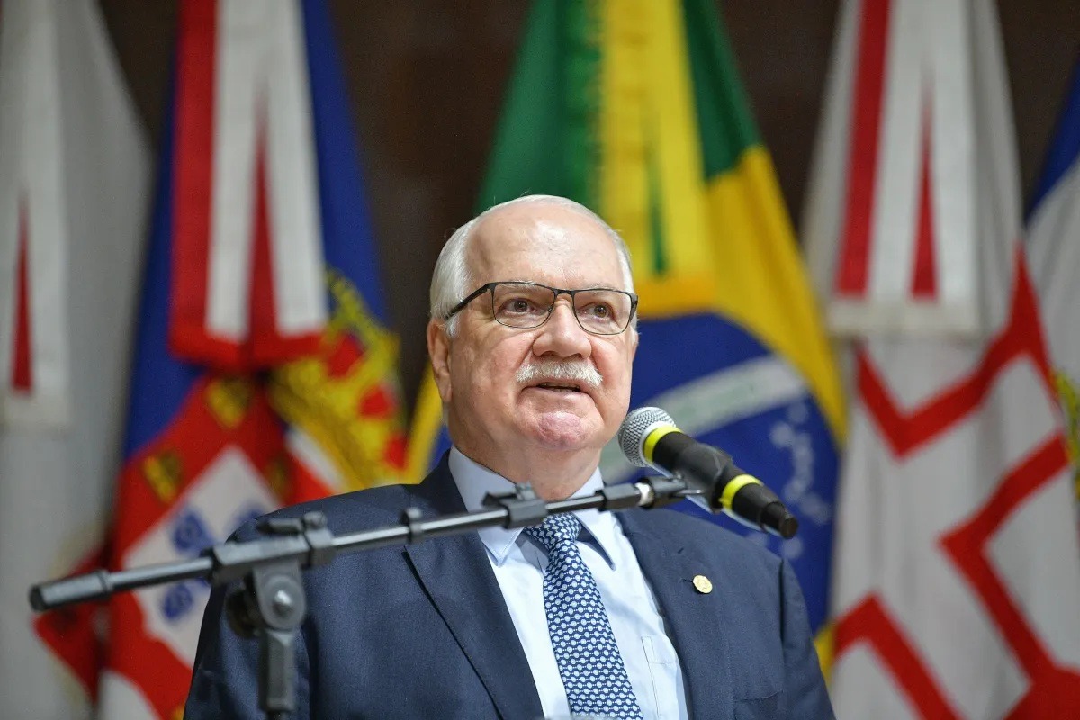 Fachin diz que analisará fatos sobre Moraes e promete “medidas cabíveis”