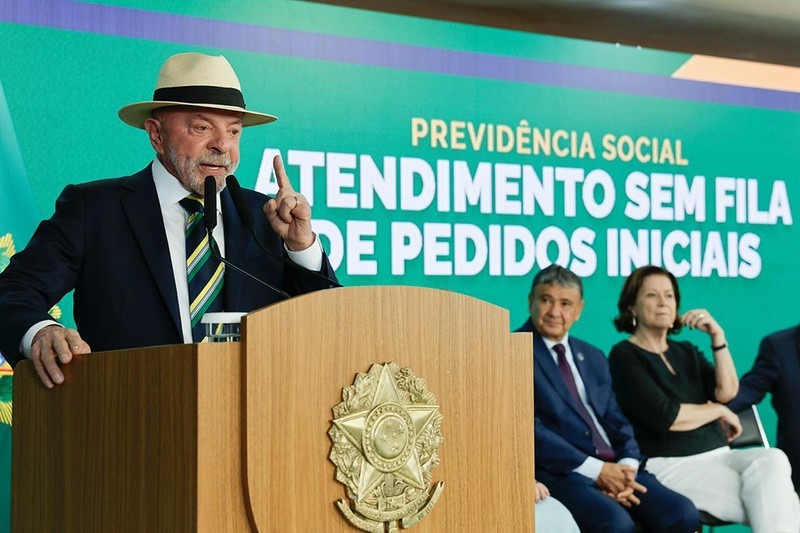 Governo anuncia ter zerado fila do INSS, mas 200 mil pedidos ainda esperam há mais de 45 dias