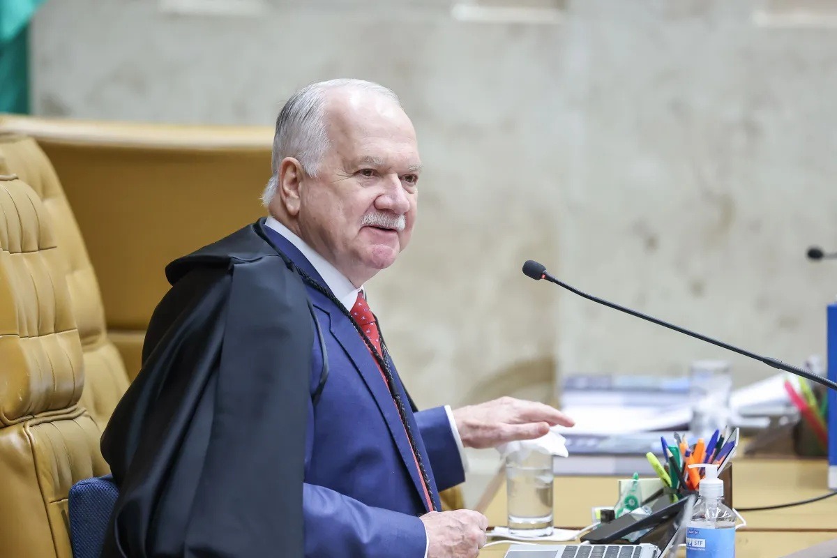 Fachin retira pedido para investigar Mendonça do inquérito das fake news