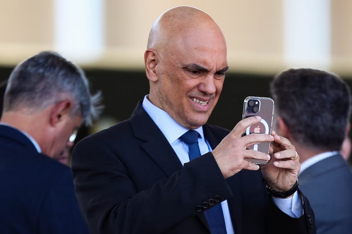 Documento da PF usado por Moraes tem indícios de uso de inteligência artificial