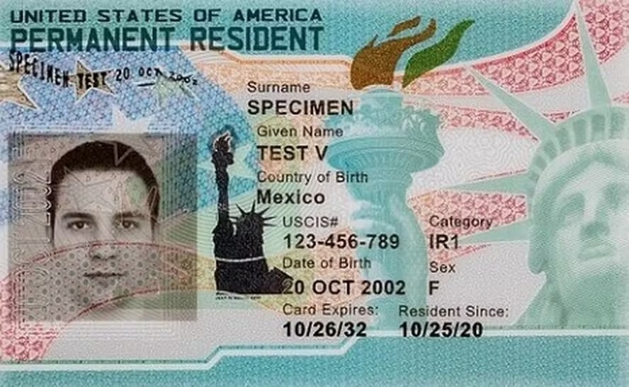 Green Card: Tempo de espera pelo benefício nos EUA chega a 179 anos após medida de Trump