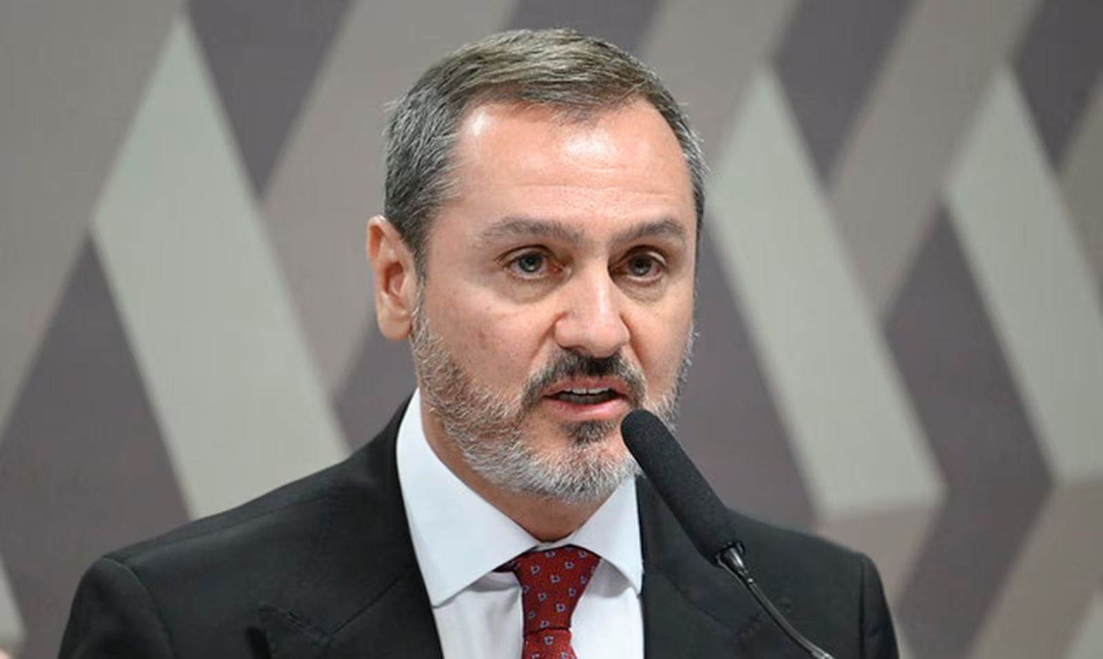 Mendonça determina afastamento preventivo de Andrei Rodrigues do cargo de diretor da PF