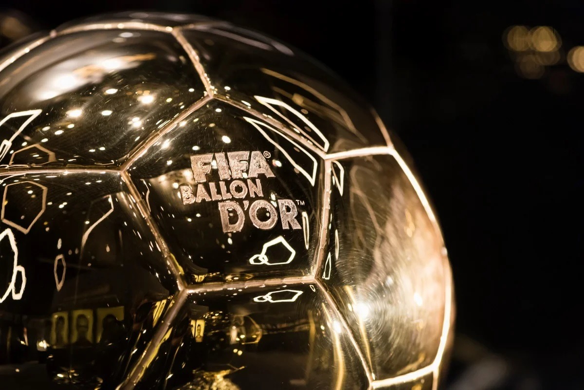 Web detona indicados à Bola de Ouro 2026: "Prêmio idiota"