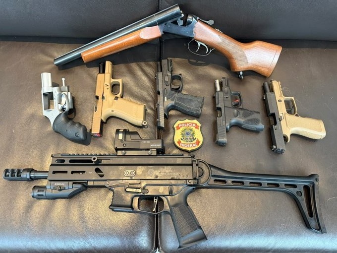 PF apreende sete armas de fogo do deputado federal Mario Frias em operação sobre ‘Dark Horse’