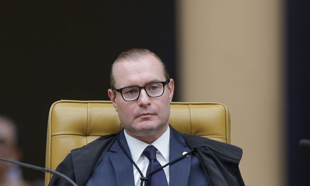 Zanin manda PF enviar cópia do celular de Vorcaro ao seu gabinete