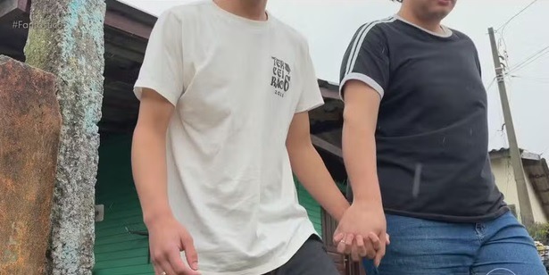 ‘Meu pai achou que não haveria consequências’: jovem expulso de casa por ser gay consegue indenização na Justiça contra os...