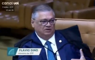 [VÍDEO] “A CAPA DE VOSSA EXCELÊNCIA É IGUAL”: Flávio Dino critica Fachin por ter destituído ele e Mendonça de relatorias...