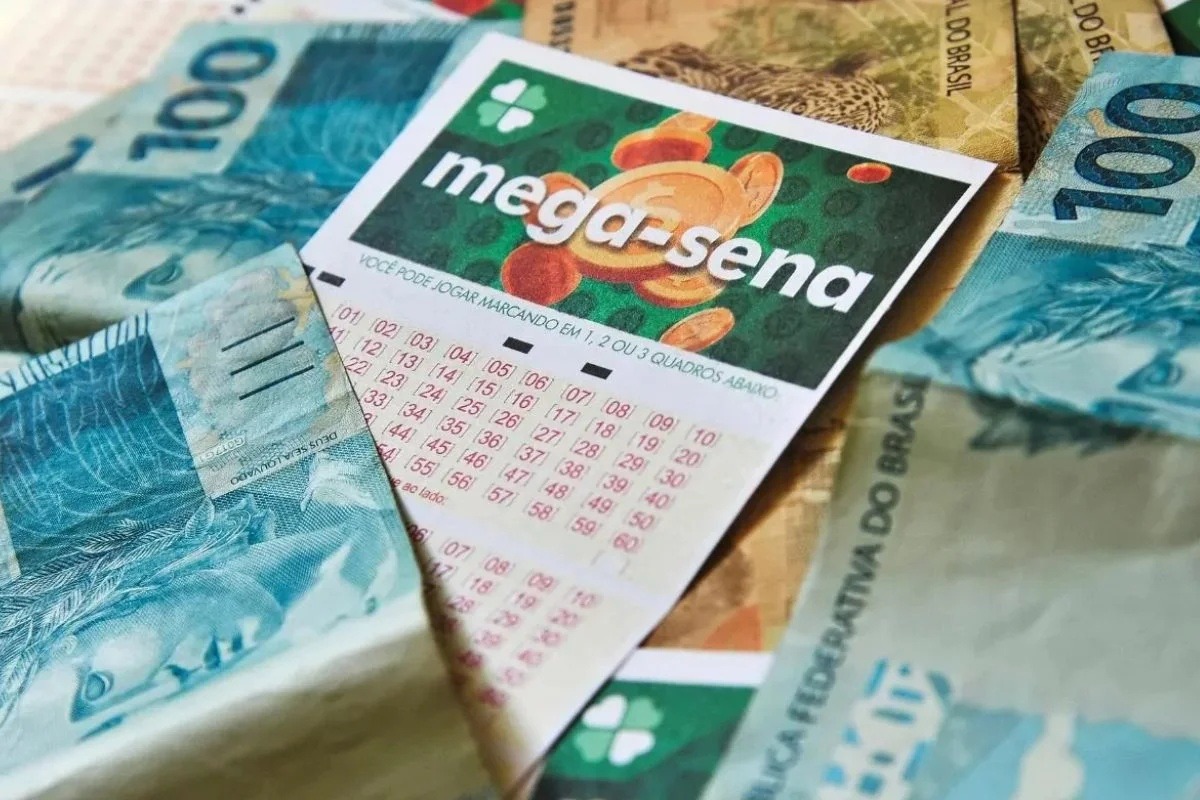 Mega-Sena: bolão leva prêmio de R$ 102 milhões; veja números sorteados
