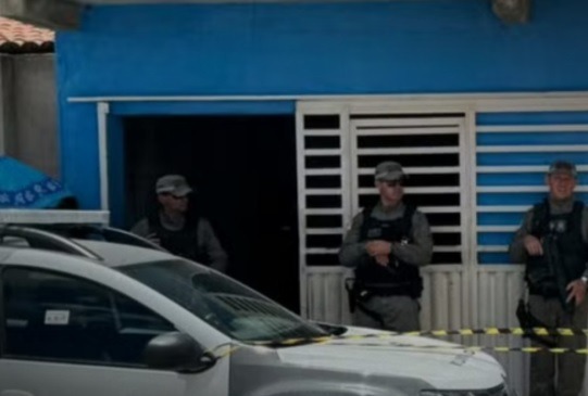 Menina de 12 anos baleada pelo padrasto no RN manda mensagem ao padrinho: “Ele matou minha família”