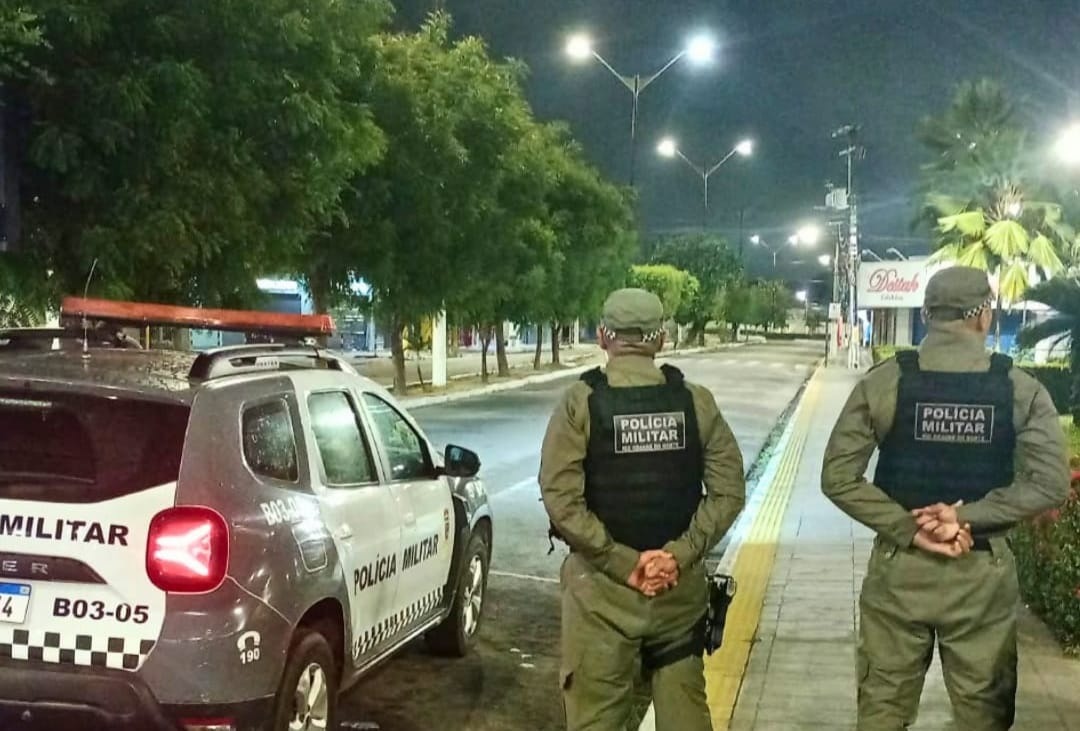 PM prende homem suspeito de ameaçar a mãe para pagar dívida relacionada ao tráfico na Grande Natal