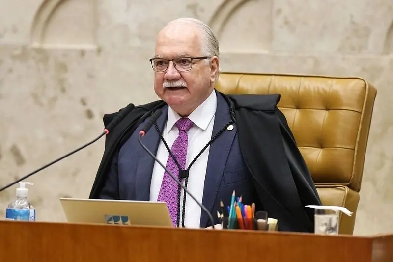 Fachin revê sessões públicas após embates e exposição de divergências entre ministros