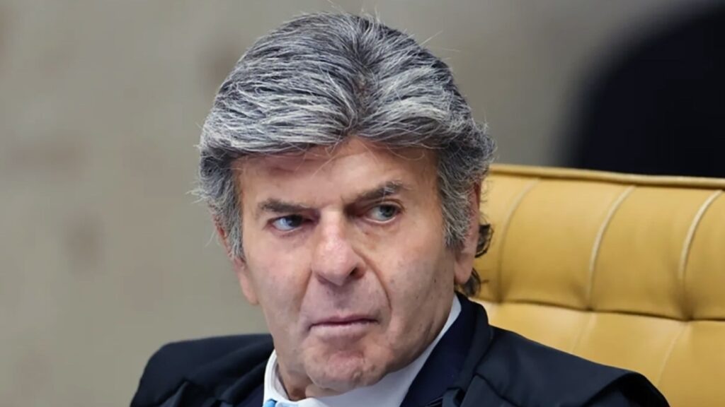 Fux cobra do Senado registros de entrada de Vorcaro e da esposa de Moraes