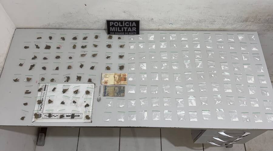 PM prende homem de 27 anos por tráfico de drogas na zona Norte de Natal