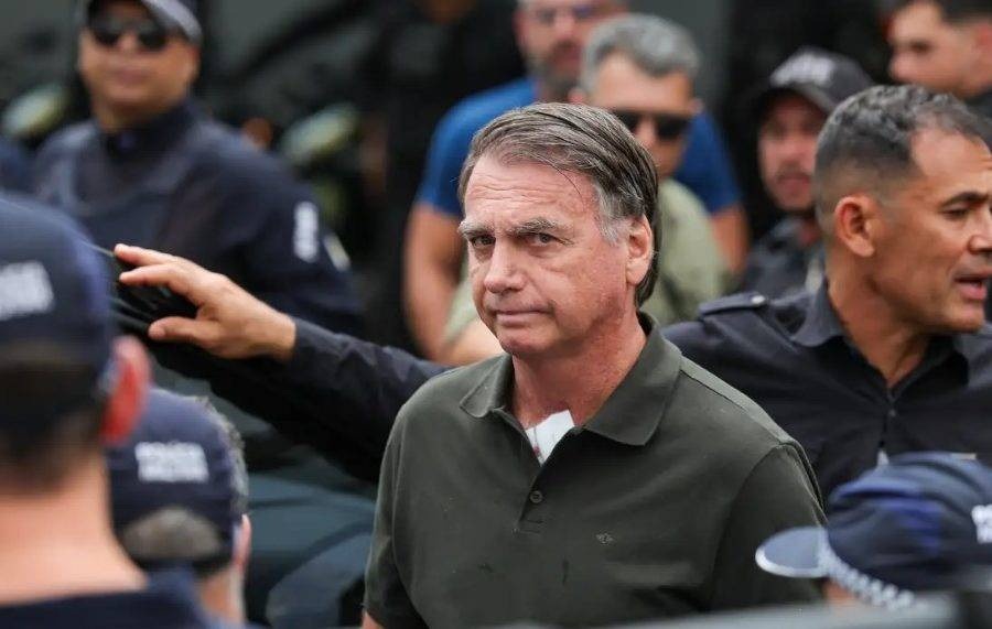 Defesa de Bolsonaro usa Caso Master para pedir revisão de condenação; entenda