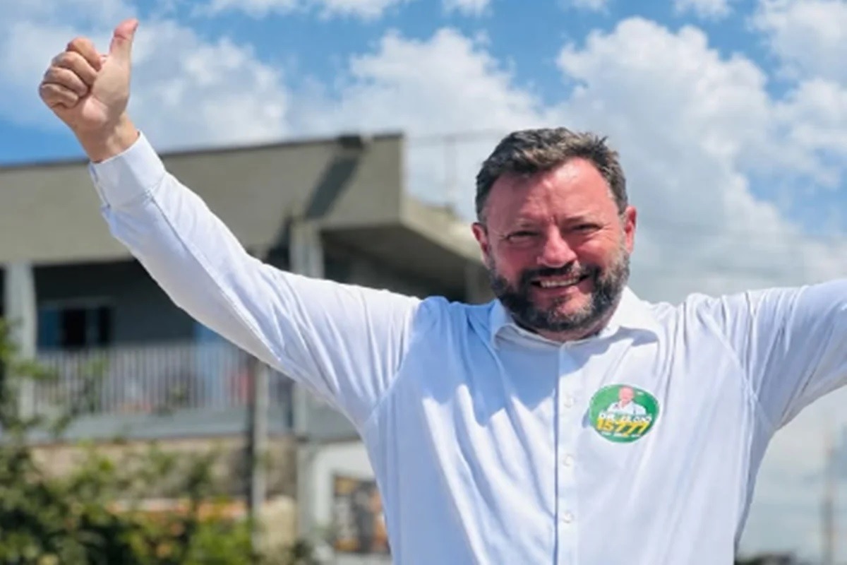 Candidato dos R$ 10 trilhões alega erro: "Era R$ 1 mil”