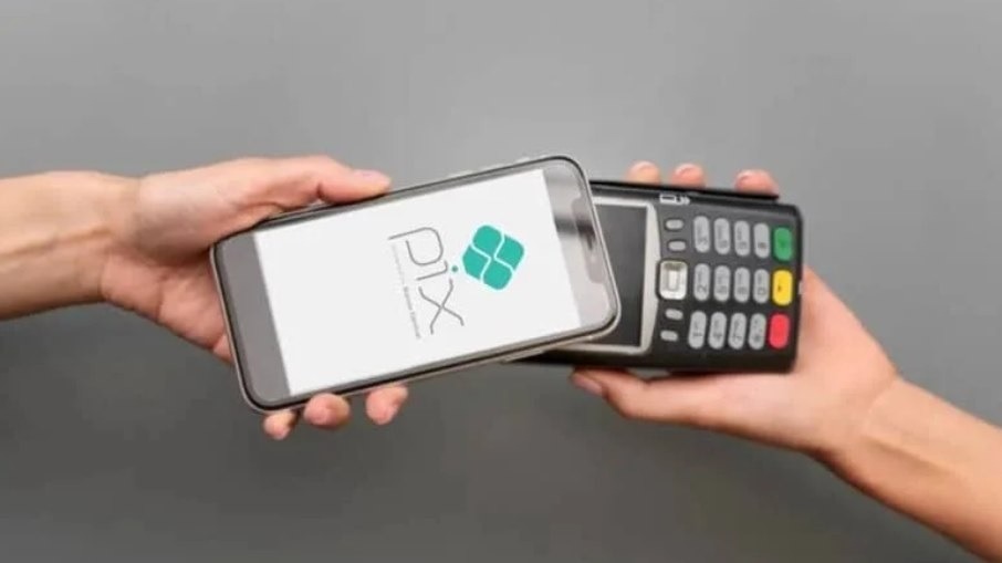 BC retira limite de R$ 500 para Pix por aproximação; entenda mudança