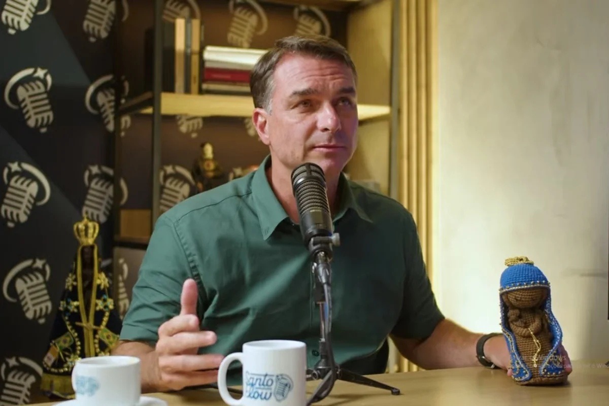 Flávio Bolsonaro alcança 58% na Kalshi e 57% no Polymarket em projeções de vitória