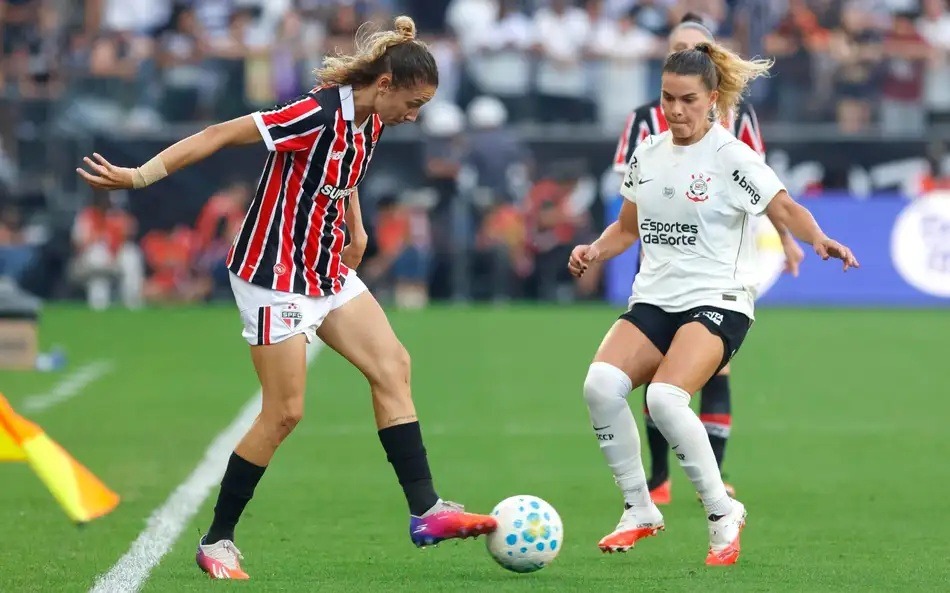 São Paulo x Corinthians na final do Brasileiro Feminino: saiba onde assistir ao vivo e horário