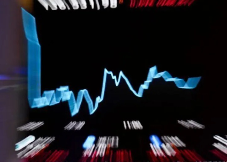 Estrangeiro ingressa com recorde de R$ 10 bilhões na bolsa após 1º turno