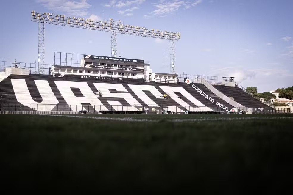 Vasco x Remo e São Paulo x Vitória; veja jogos de hoje do Brasileirão e onde assistir