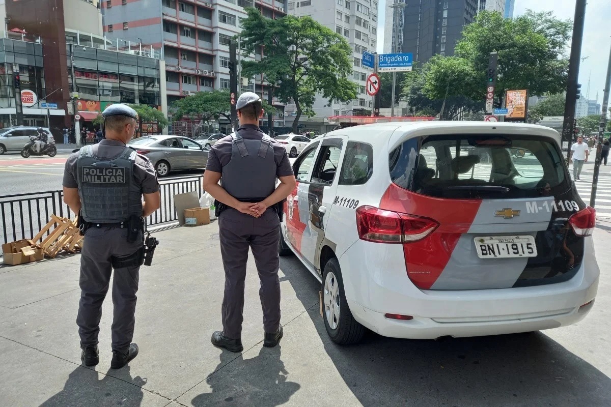 Policiais militares são afastados após matar jovem com 27 tiros 