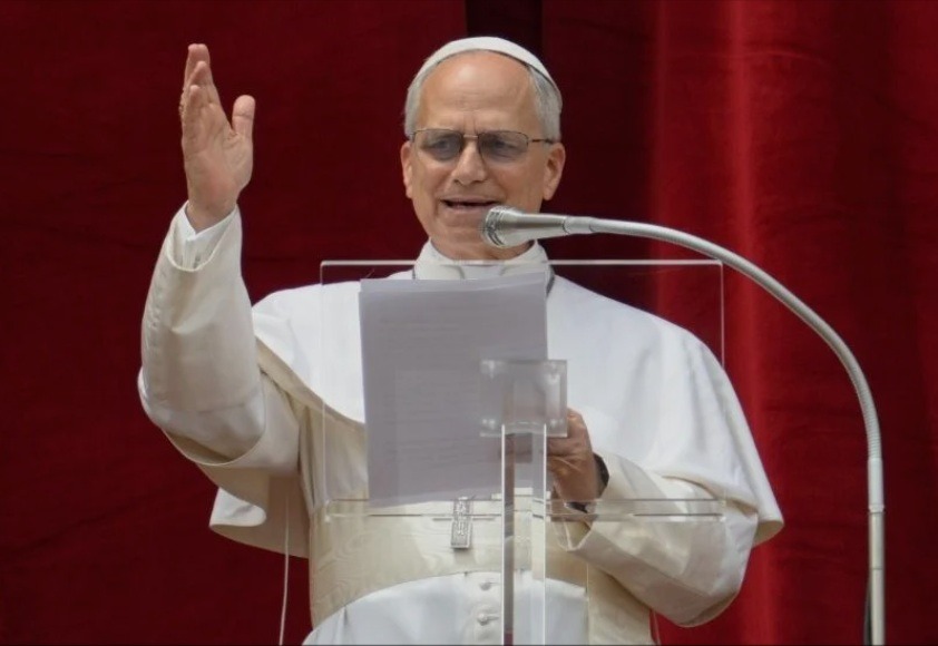 Vaticano confirma câncer de Papa Leão após cirurgia para remover parte do pulmão