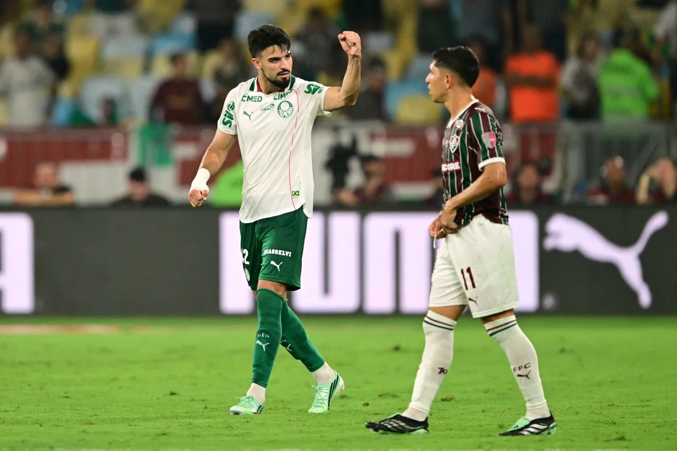 Palmeiras vence o Fluminense e abre vantagem na Libertadores; veja os gols