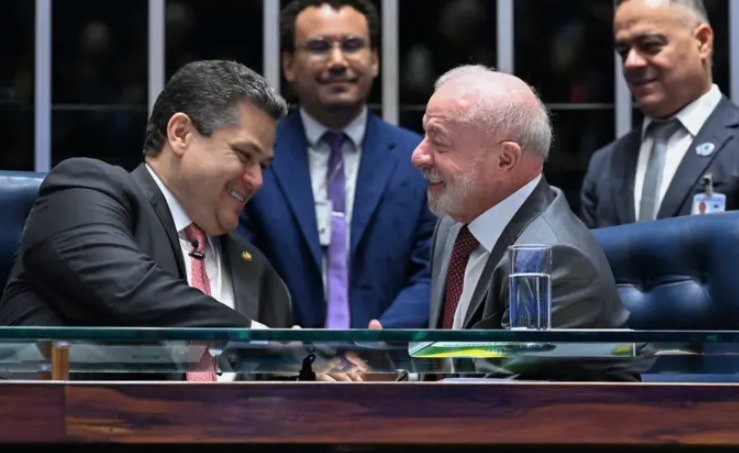 Senado deve votar PEC da Segurança na próxima semana, e governo Lula quer adiar debate sobre redução da maioridade penal