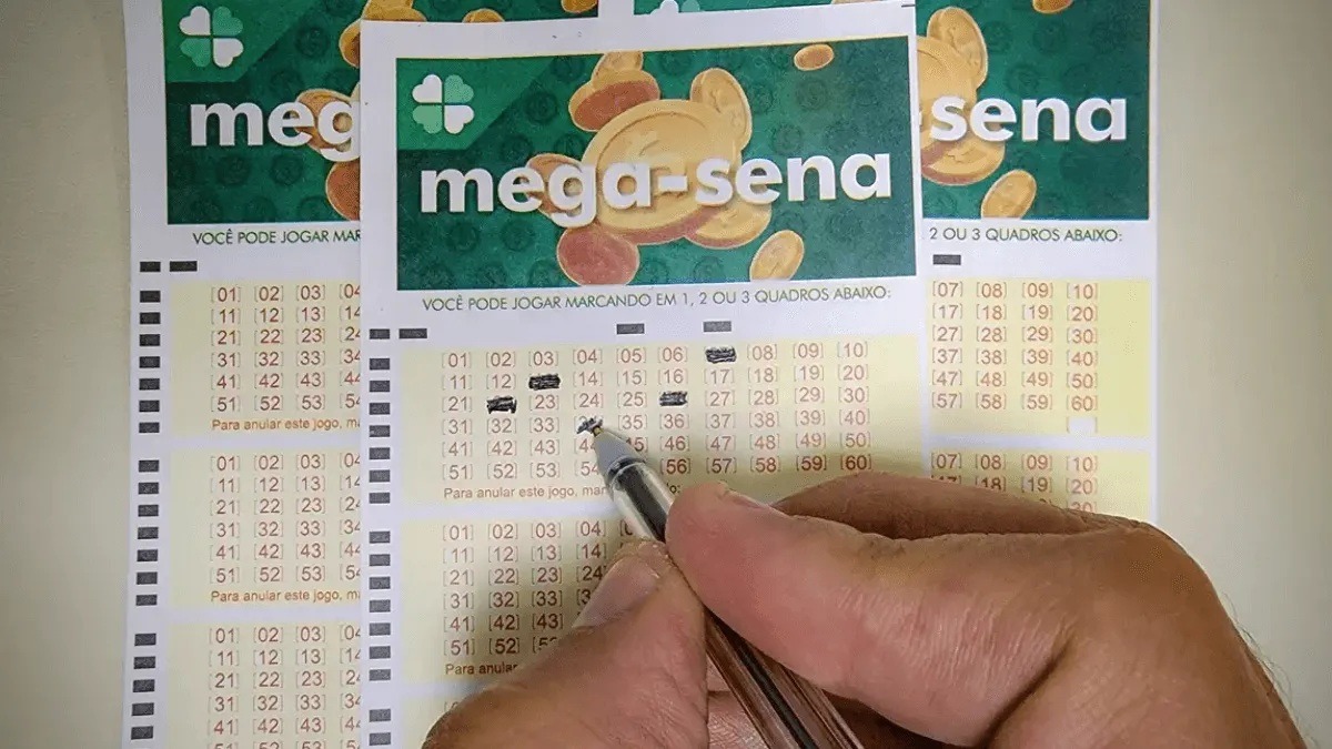 Mega-Sena acumula e prêmio vai a R$ 200 milhões; veja números sorteados