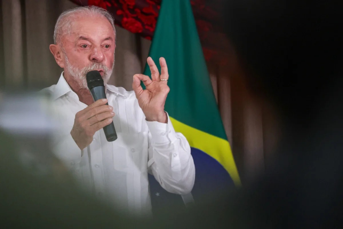 Lula sanciona perdão de dívidas de MEIs e aumento do teto de faturamento a 4 dias do 2º turno