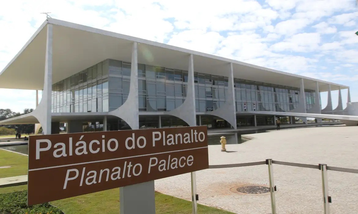 Posse do presidente muda em 2027; veja a nova data