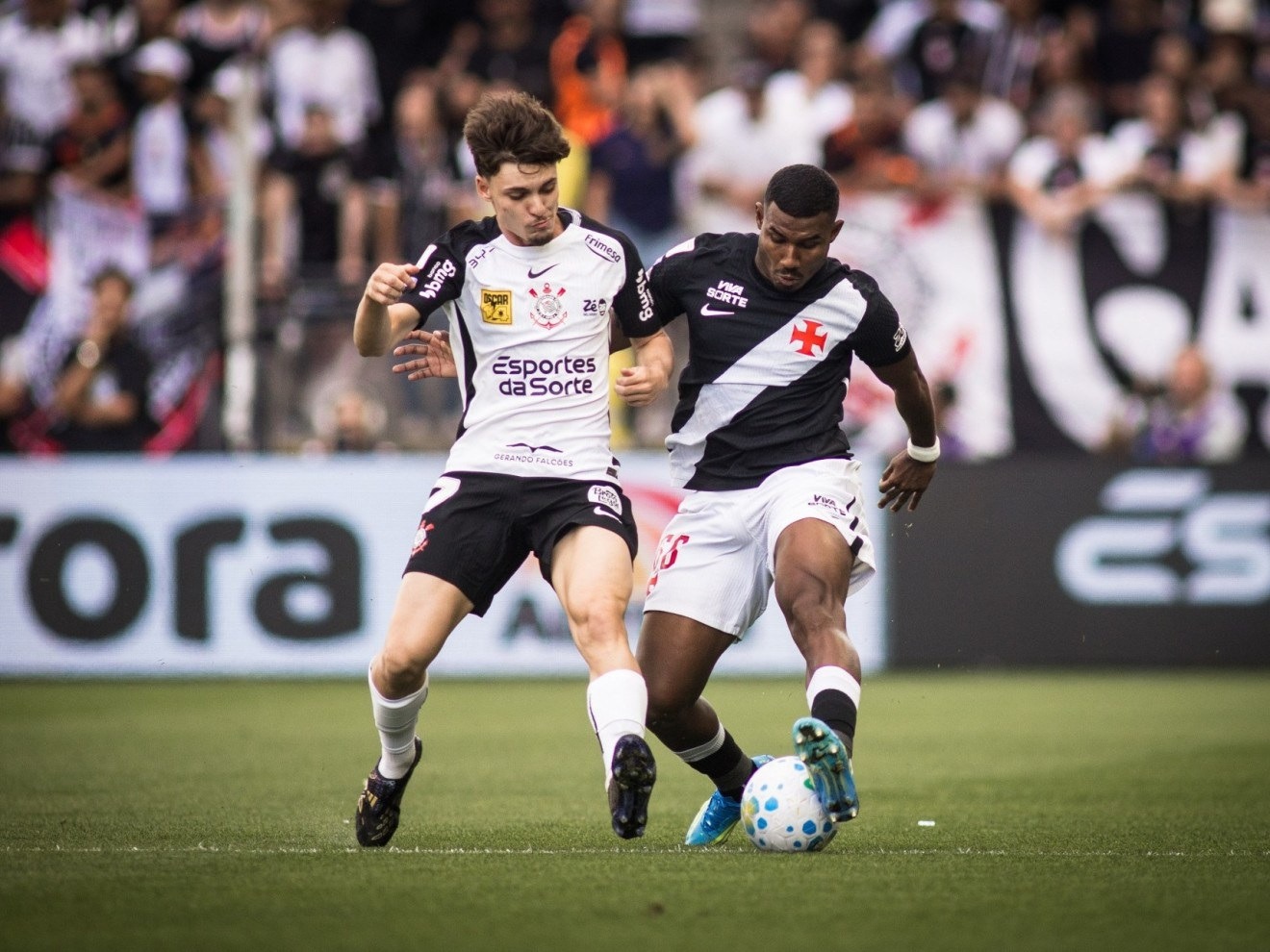 Brasileirão tem Vasco x Corinthians; veja todos os jogos de hoje e onde assistir