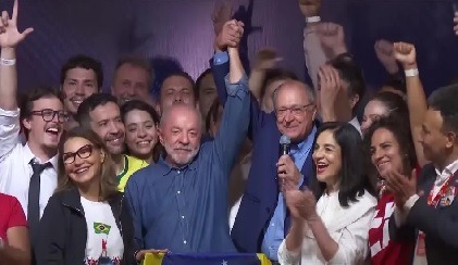 Lula terá maioria no STF e tribunal como aliado em embates com Congresso