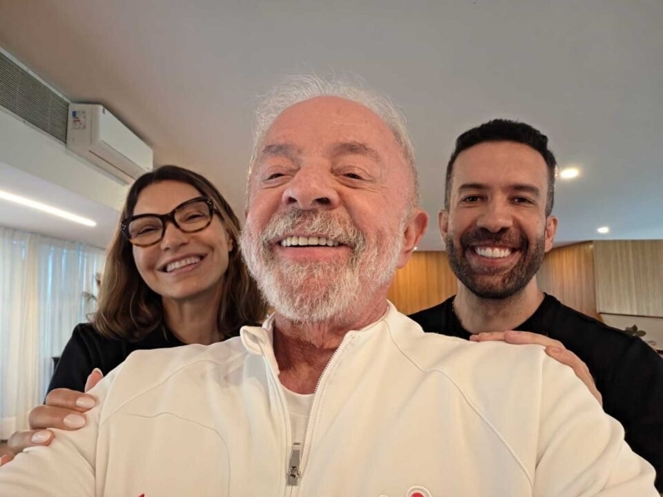 Lula quer “Exército” de Janones ativo e promete “pronunciamento à nação”