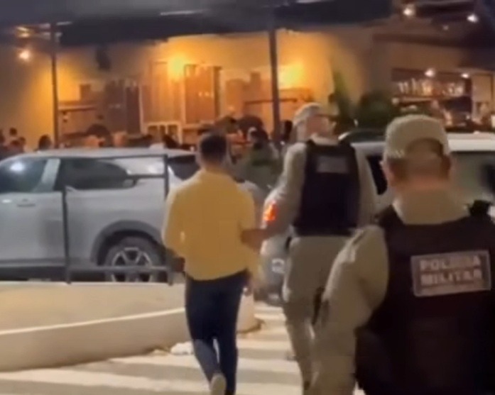 Maquiador é preso em flagrante por aplicar golpe com falso comprovante de Pix em restaurante de Natal