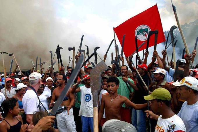 Secretário de Assuntos Fundiários fechará escolas do MST: "Organização ilegal"