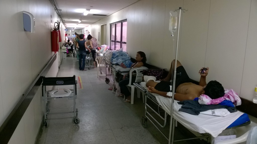 Cirurgias chegam a triplicar de preço após bloqueios judiciais, alerta juíza