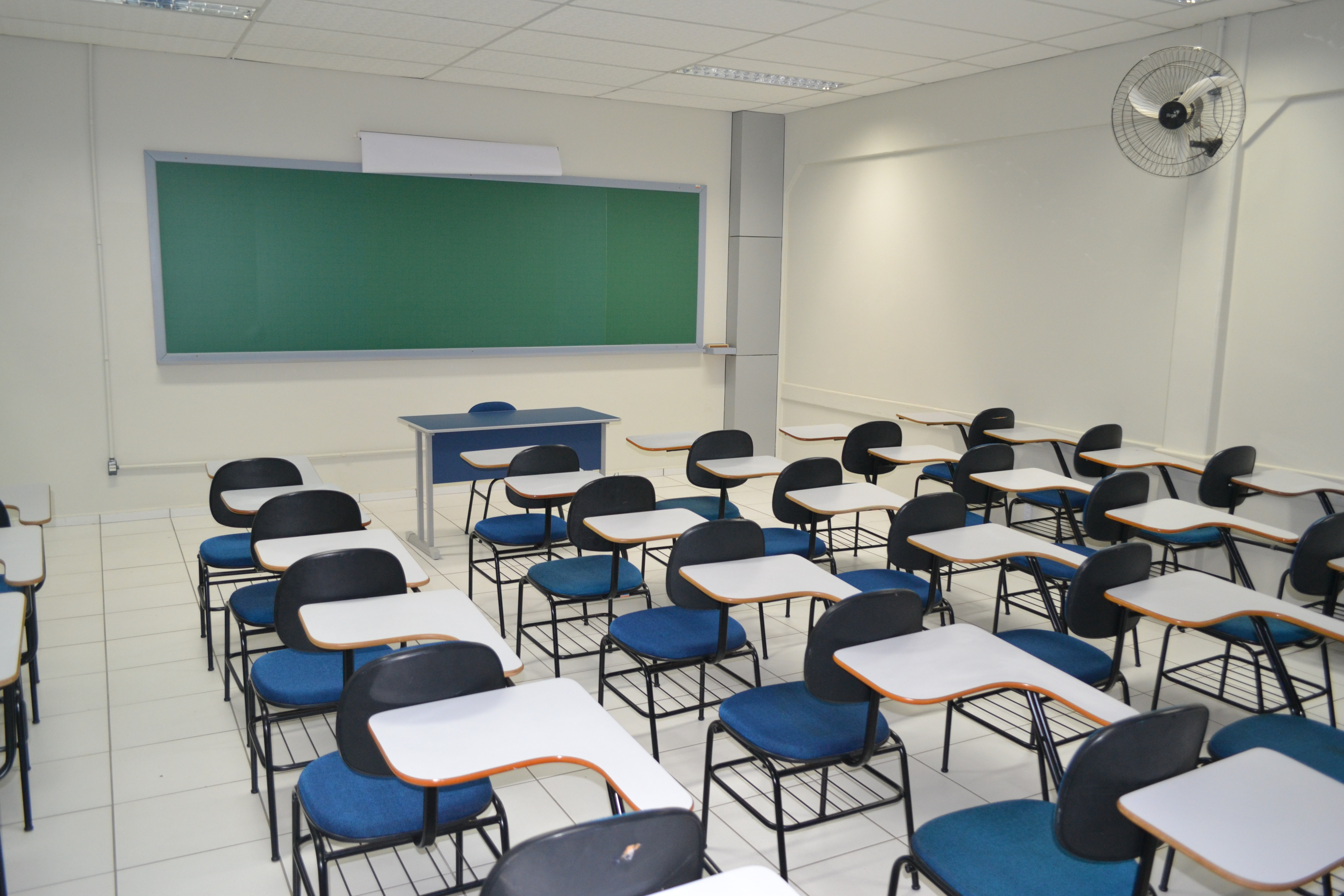 Ex-diretor do INEP aponta hegemonia marxista como uma das mazelas do ensino