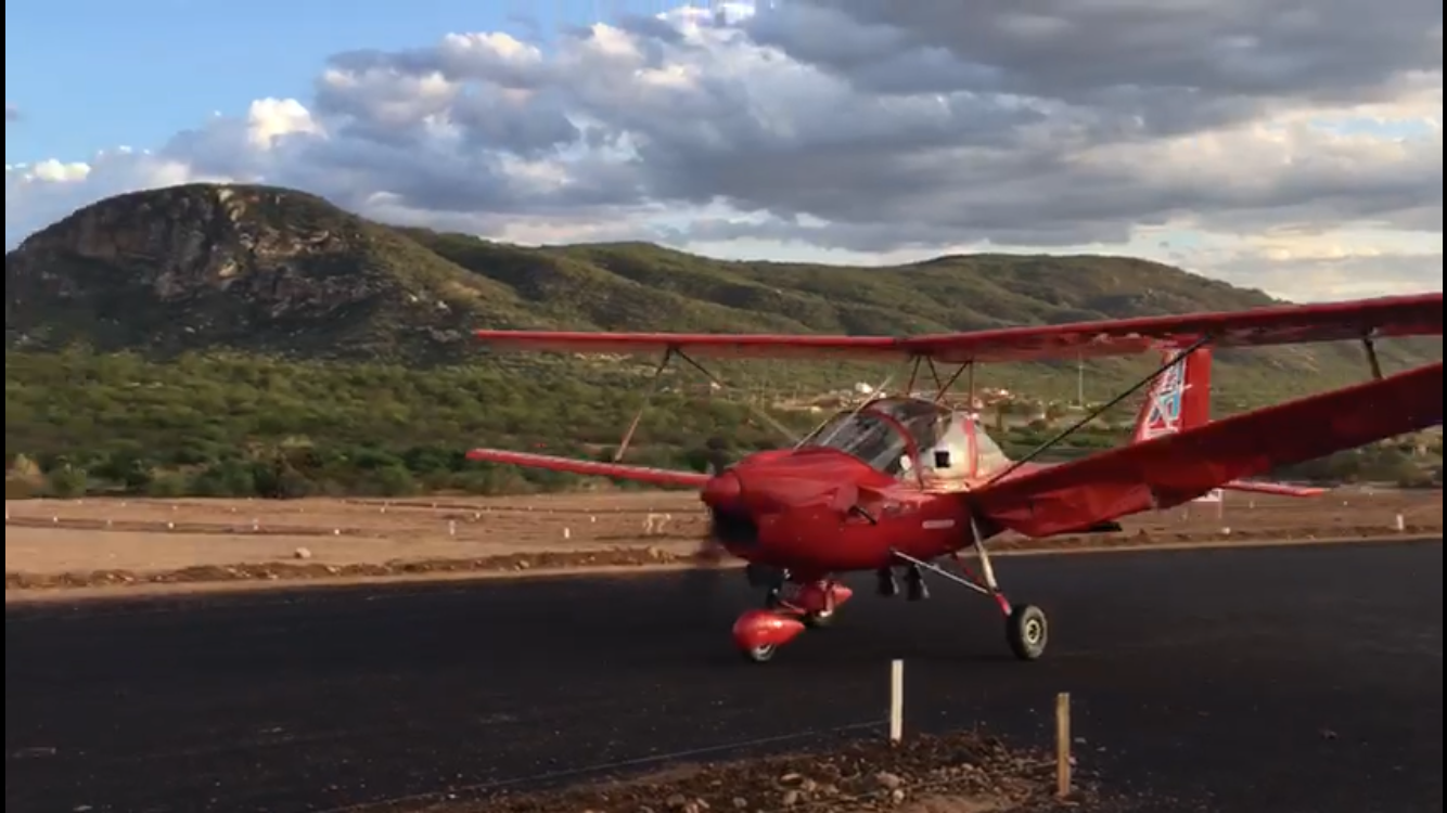 (VÍDEO) Homem é atingido por avião em Parelhas-RN