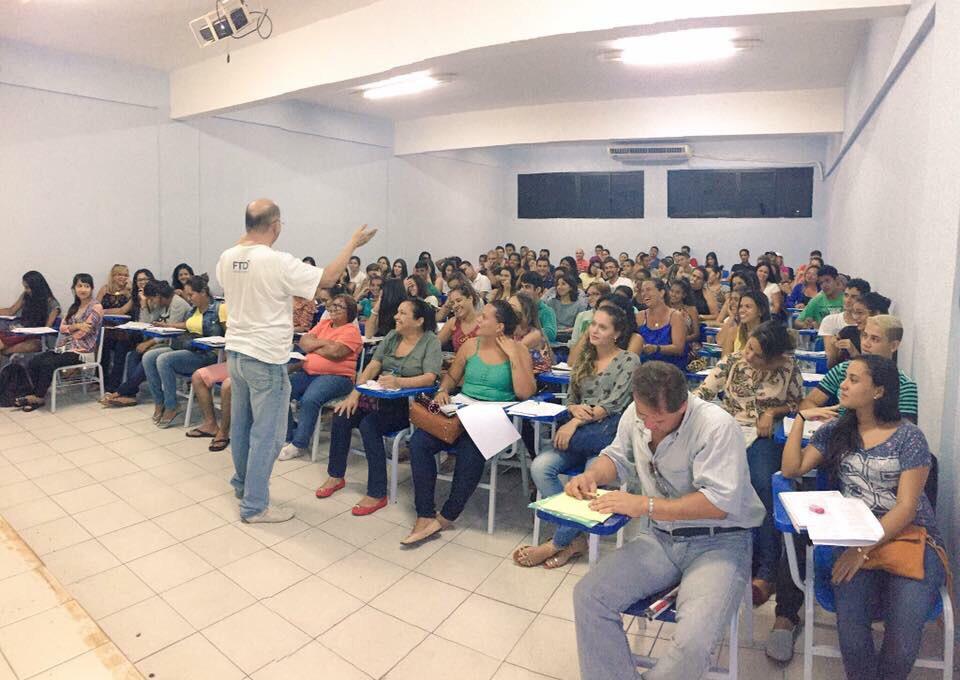 Matrículas abertas para cursos gratuitos de Informática e para o Enem 2019