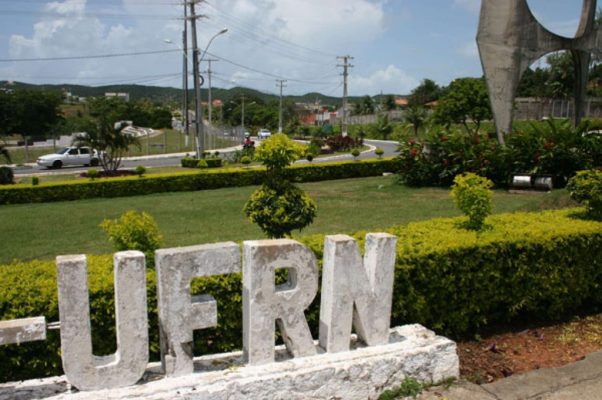 Reitor eleito da UFRN admite preocupação com possível interferência de Bolsonaro