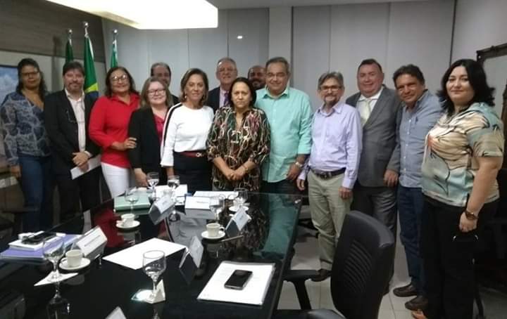 Fátima, Rosalba e Álvaro Dias firmam pacto pela saúde pública