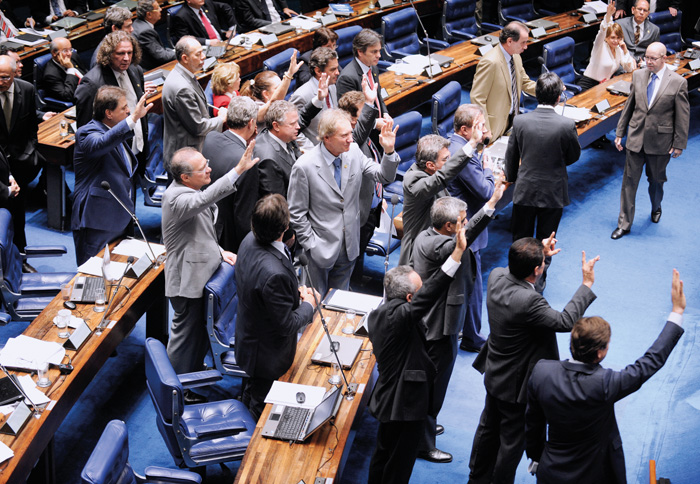 Senado retoma hoje votação para presidente da Casa; assista na TV Grande Ponto