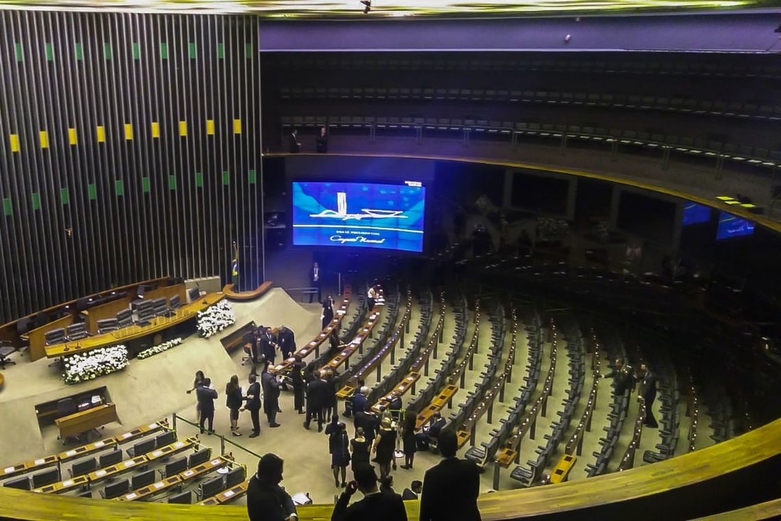 Mensagem de Bolsonaro ao Congresso será lida hoje com retorno dos trabalhos