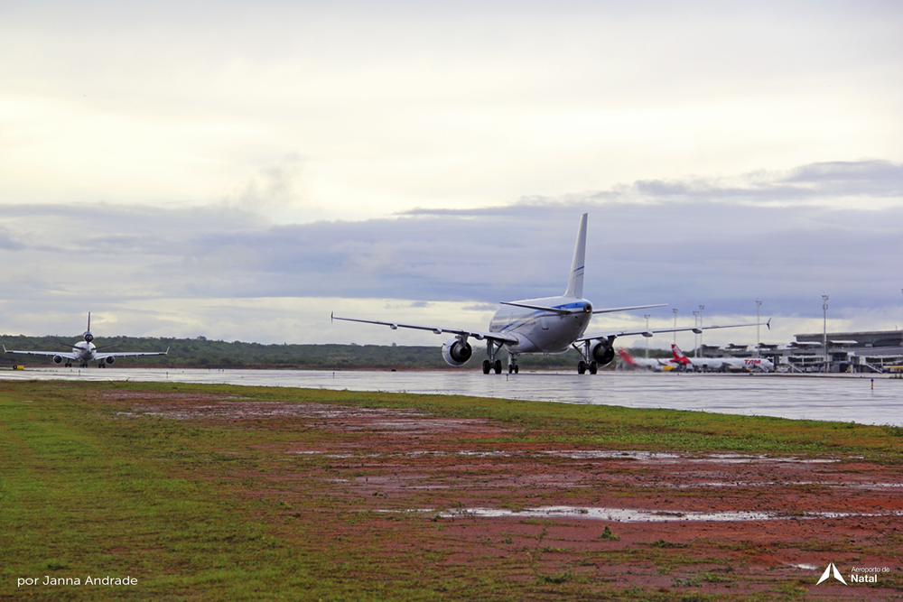 Governadora quer reduzir valor das passagens aéreas para Natal