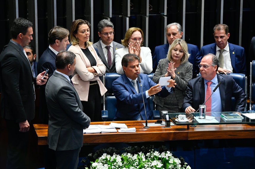 Presidente pedirá investigação sobre possível fraude em votação no Senado